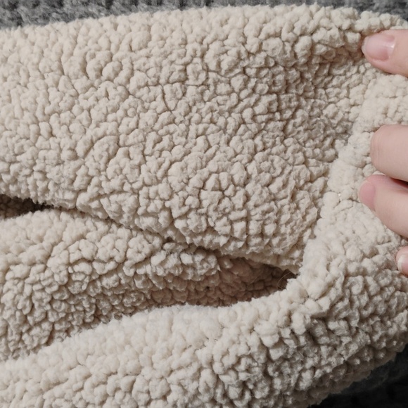 Free People Wool Blend Thick Fleece Vintage Coat W Hood Sz.SP Gently Worn - Picture 11 of 12